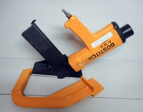 M3-miiifs Bostitch M3-miii Stapler Pneumatic Hardwood Flooring Nailer M111fs