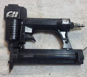 Nb003005 Campbell Hausfeld Finishing Staple Crown Gun 1-1/4 Inch Brad Nailer- Sd 18 Nb003005 Campbell Hausfeld Finishing Staple Crown Gun 1-1/4 Inch Brad Nailer- Sd 18