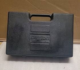 4xl81 Central Pneumatic Dayton 1/2 Inch Crown Stapler With Case 4xl81 Central Pneumatic Dayton 1/2 Inch Crown Stapler With Case