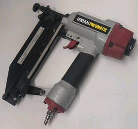 68023 Central Pneumatic 68203 Standard 16 Gauge 100psi Heavy Duty Air Nailer/stapler