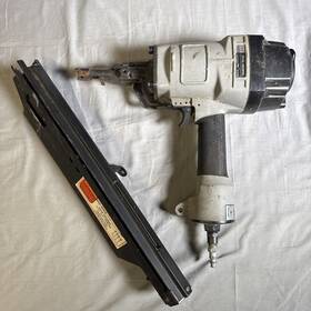 Central Pneumatic 792363937603 Contractor Series 28 Air Framing Nailer. 46240-b/91053