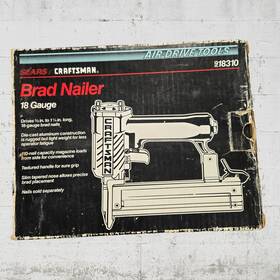 918310 Craftsman Sears Pneumatic Brad Nailer 5/8 To 1 1/4 Inch 18 Gauge Air Tool