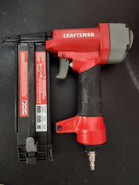 Cmpbn18k Craftsman 18-gauge Brad Pneumatic Nailer Black/red