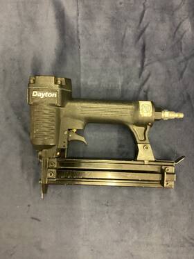 4xl75 Dayton Model 18 Gauge Pneumatic Brad Nailer 4xl75 Dayton Model 18 Gauge Pneumatic Brad Nailer
