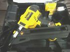 Dcn693 Dewalt Max Xr Cordless Metal Connecting Nailer Dcn693 Dewalt Max Xr Cordless Metal Connecting Nailer