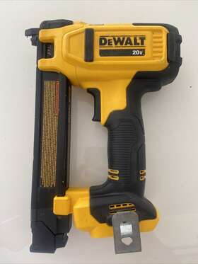 Dcn701 Dewalt 20v Cable Stapler Tool Only