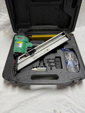 G6049 Grizzly 14/15 Gauge Angle Finish Nailer G6049 Grizzly 14/15 Gauge Angle Finish Nailer