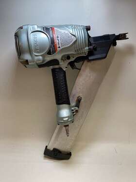Hpt-nr90ads1m Hitachi 90ad S1 Metabo 1-3 In Framing Nailer - Gray Hpt-nr90ads1m Hitachi 90ad S1 Metabo 1-3 In Framing Nailer - Gray