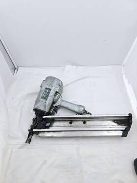 Nr90ae2 Hitachi 3-1/2 Inch Pneumatic Strip Nailer Nr90ae2 Hitachi 3-1/2 Inch Pneumatic Strip Nailer
