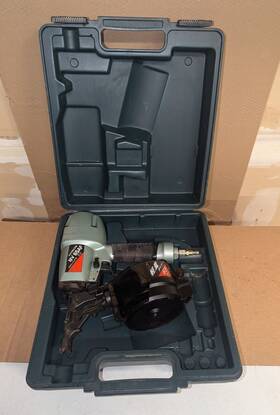 Nv65af Hitachi 2-1/2 Inch 15-degree Pneumatic Coil Siding Nailer Japan