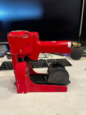 Ra1000 International Staple 5/8 Inch Pneumatic Coil Carton Stapler