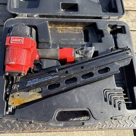 Jtnfh-90a Jamerco Nail Gun With Case Jtnfh-90a Jamerco Nail Gun With Case
