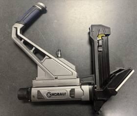 Sg7-nsy Kobalt Floor Nailer In Nice Hard Case With User Manual Sg7-nsy Kobalt Floor Nailer In Nice Hard Case With User Manual