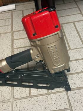 Sn2183f Meite Framing Nailer - Lightly Used Sn2183f Meite Framing Nailer - Lightly Used