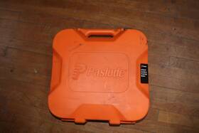 Cfn25 Paslode Cordless Framing Nailer - Case Only Missing Latch Cfn25 Paslode Cordless Framing Nailer - Case Only Missing Latch