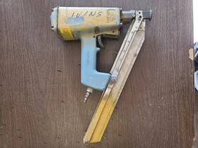 Paslode Dw-138 Nail Gun