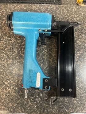 Qui002027 Puma Nail Gun At-3010 Used Pneumatic Air Framing Nailer
