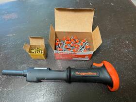40064 Ramset 40066 Triggershot 022 Caliber...power .activated Tool Plus Ammo And Nails