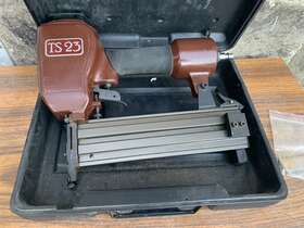 Ts23 Richard Marshall Vtg Olde Boards Hardwood Flooring Floor Nailer Finish Ts23 Richard Marshall Vtg Olde Boards Hardwood Flooring Floor Nailer Finish
