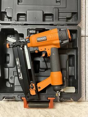 R250fsa Ridgid Rigid 16 18 And 23 Gauge Finishing Nailer Set 3pcs R250fsa Ridgid Rigid 16 18 And 23 Gauge Finishing Nailer Set 3pcs