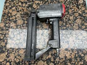 300152n Senco Sksxp 18 Gauge 1/4 Inch Crown Stapler 3/4 - 1 1/2 300152n Senco Sksxp 18 Gauge 1/4 Inch Crown Stapler 3/4 - 1 1/2