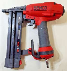 Sls18bl Senco 1-1/2 Inch 18 Gauge 1/4 Crown Pneumatic Finish Stapler Sls18bl Senco 1-1/2 Inch 18 Gauge 1/4 Crown Pneumatic Finish Stapler