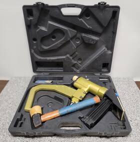 827-1777 Vulcan 2-in-1 Flooring Stapler/nailer 827-1777 Vulcan 2-in-1 Flooring Stapler/nailer