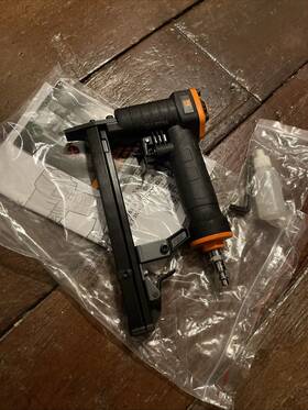 Wen61706 Wen 044459617068 61706 20-gauge 3/8-inch Crown Air-powered Pneumatic T50 Stapler Wen61706 Wen 044459617068 61706 20-gauge 3/8-inch Crown Air-powered Pneumatic T50 Stapler