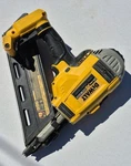 Dewalt DCN692 20V Max Cordless Framing Nailer For Parts & Repair Only Read Descr. Fixed Price $124.97.
