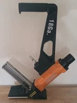 Freeman 18-GAUGE Pneumatic Flooring Nailer Model PF18GLCN. Fixed Price $110.00.