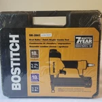 New Bostitch SB-2IN1 Brad Nailer / Finish Stapler Combo Kit, Hard Case. Set.. Fixed Price $125.99.