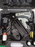 Nib Hitachi NT65GA Gas Powered 15-GAUGE Angled Finish Nailer 1-1/4" To 2-1/2. Fixed Price $90.00.