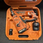 Paslode CF325LI 30 Fuel & Battery Framing Nailer W/ Accs Case - Untested. Fixed Price $100.00.