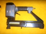 Senco Sps Wide Crown Roofing Lathing Stapler Gun Nailer. Fixed Price $174.95.