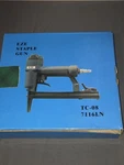 Eze Gun TC-08 7116LN Pnuematic Stapler With Box Of 10,000 Staples.. Fixed Price $39.99.