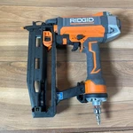 Ridgid R250SFF3 Pneumatic 16-GAUGE 2-1/2" Straight Finish Nailer Black Orange. Fixed Price $59.99.