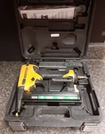 (RI4) Bostitch SX1838K 18GA Narrow Crown Air Finish Stapler Gun. Fixed Price $39.99.