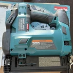 Makita XNB01 18V Cordless Brad Nailer Lithium-ion Gauge Blue/black 5/8-2". Fixed Price $155.00.