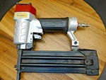 Northern Industrial 18-GAUGE Model 123001 Finish Air Nailer 3/4" To 2". Fixed Price $42.46.