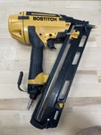 Bostitch BTFP72156 Smart Point 15GA Fn Style Angle Finish Nailer New No Box. Fixed Price $129.99.