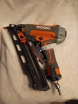 Ridgid R250AFF 2-1/2 Pneumatic 15-GAUGE Angled Finishing Nail Gun Great Condi. Fixed Price $69.99.