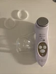 Hitachi -N4000 Hada Crie Hot & Cool Moisturizing Machine White. Fixed Price $60.00.